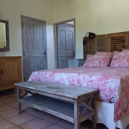Chambre Pour 2 Personnes Avec Salle De Bain Privee Tourves Bagian luar foto
