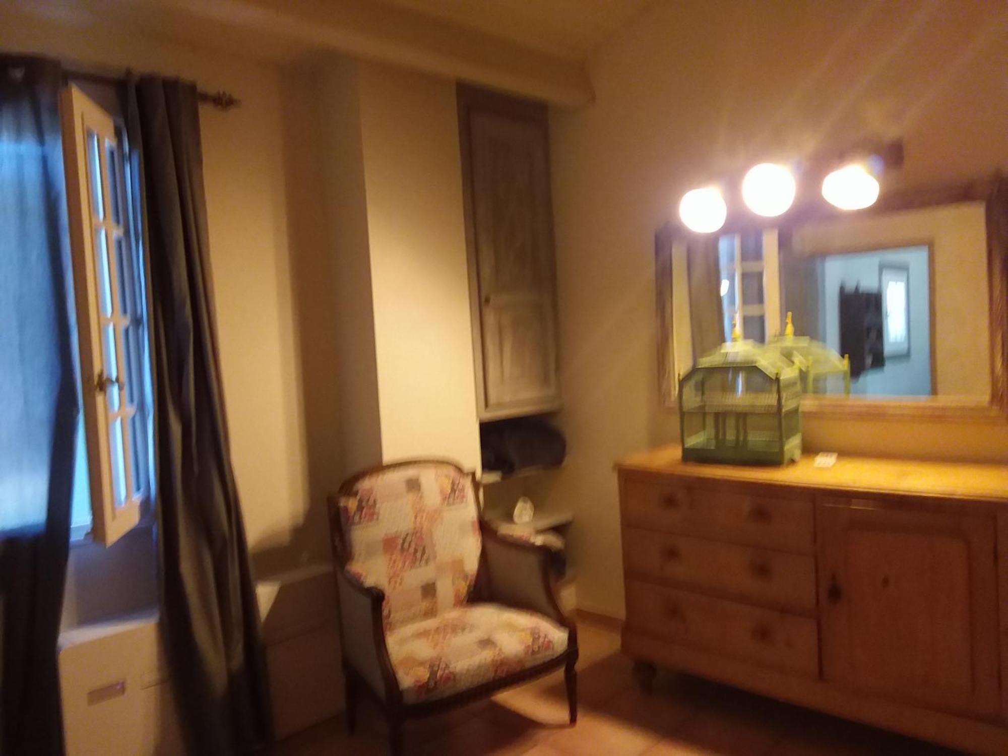 Chambre Pour 2 Personnes Avec Salle De Bain Privee Tourves Bagian luar foto